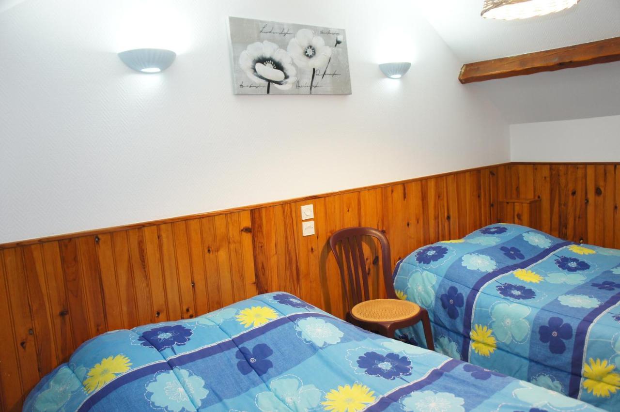 Hotel De La Place Germigny-des-Prés Esterno foto